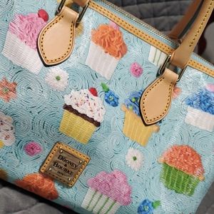 Dooney and Bourke purse
